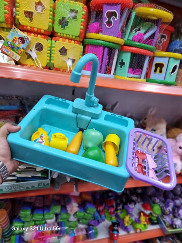 لعبة مطبخ الاطفال عادية