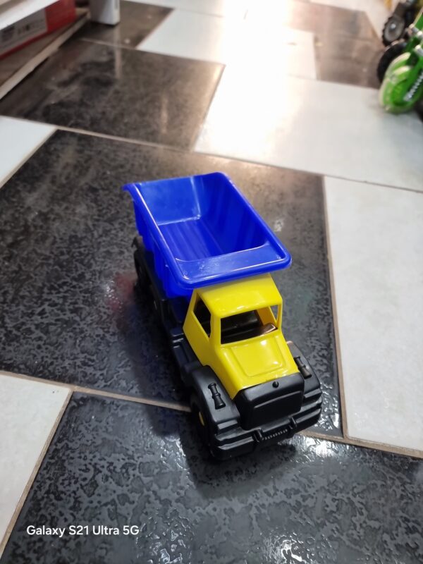 شاحنة اطفال