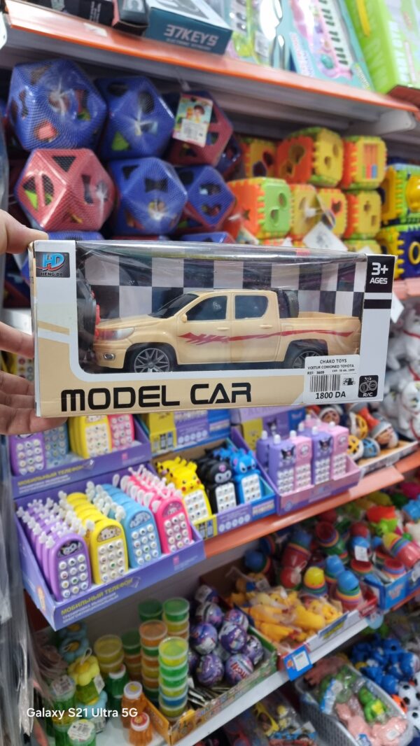 voitur toyota. comonde